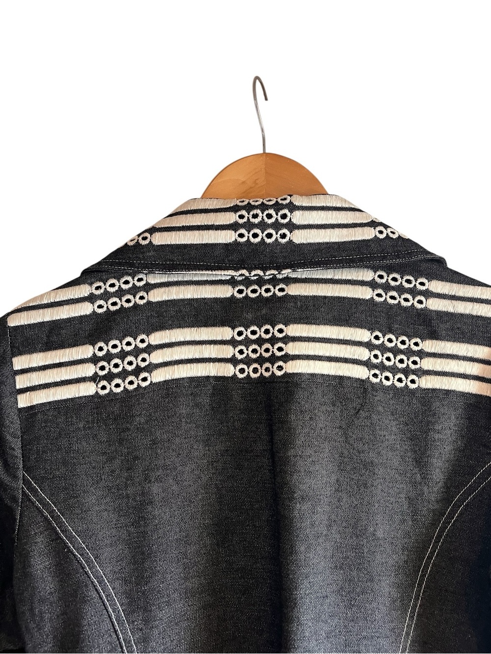 Anna Sui embroidered long line belted light denim jacket excellent condition - Picture 7 of 15
